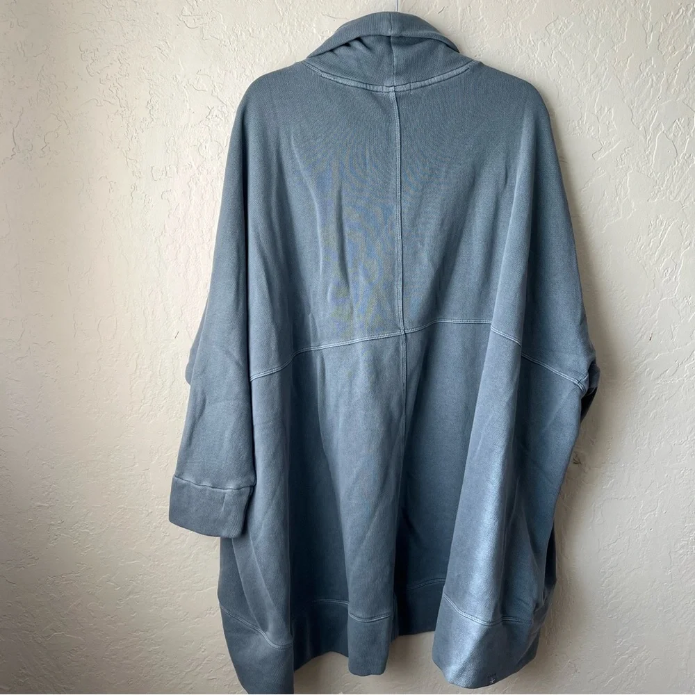 New With Tags Barefoot Dreams Malibu Collection - Picture 10 of 12